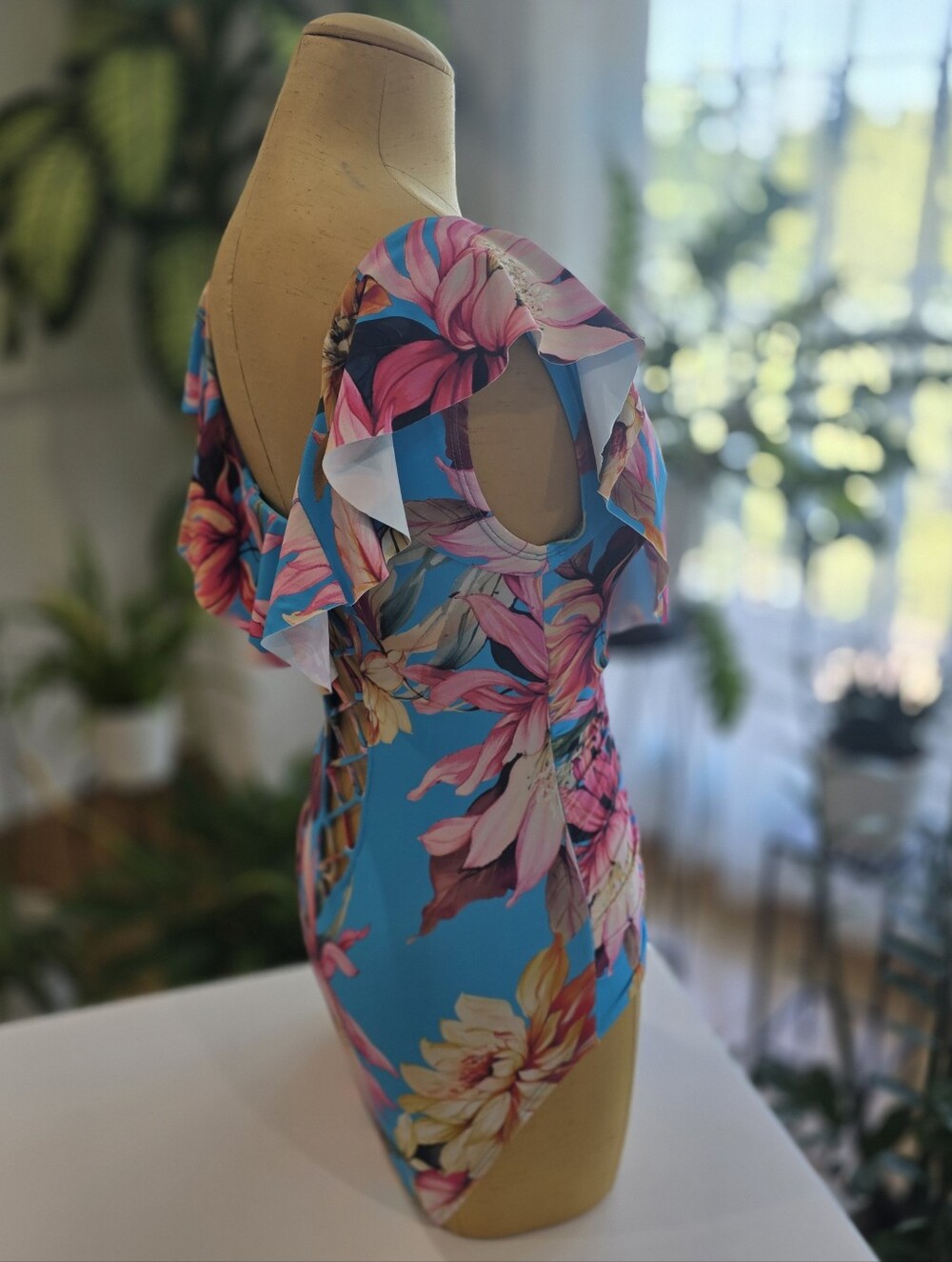 ☀️ La Blanca Blue Pink Floral One-Piece Swimsuit - Picture 6 of 8